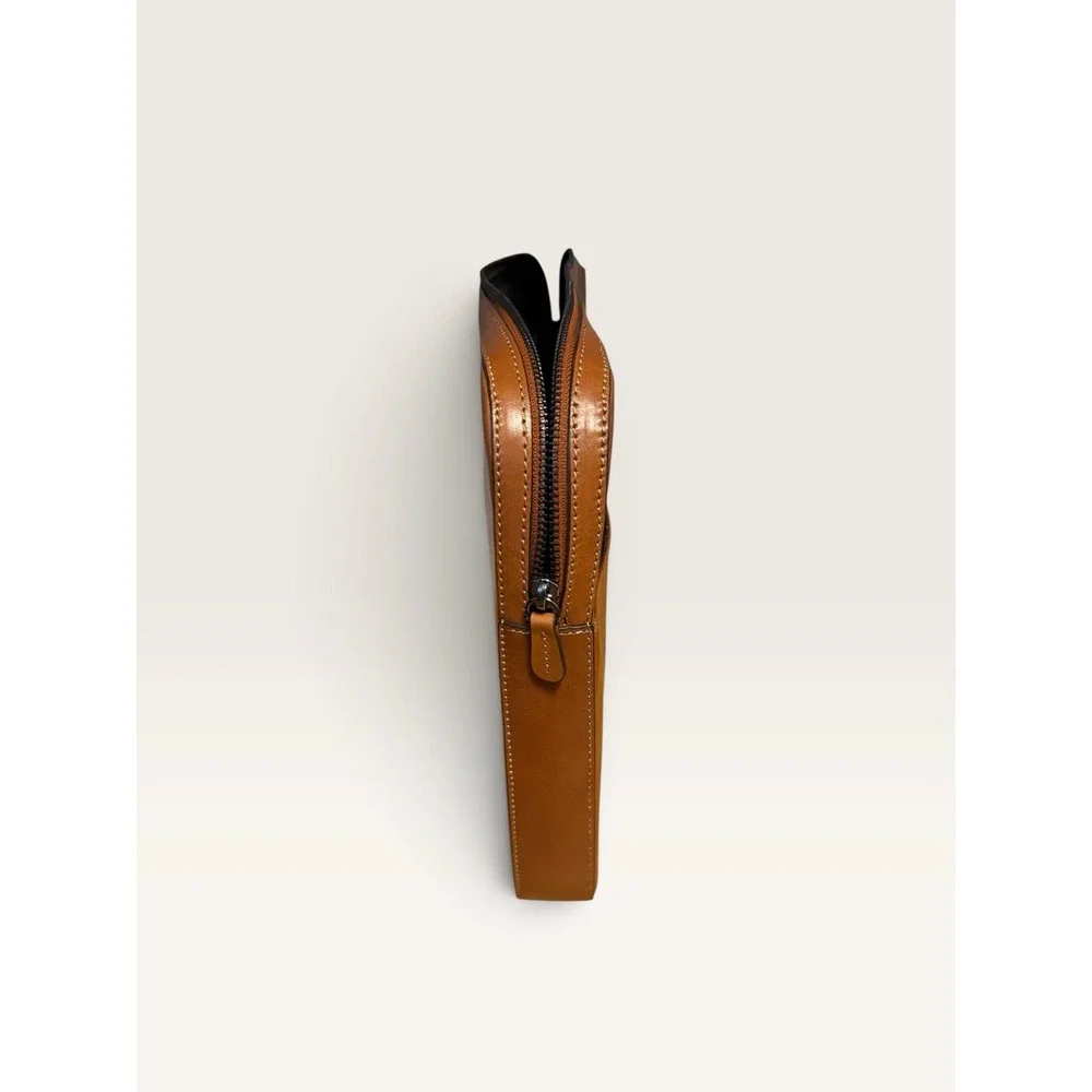 MARK AND GRAHAM LEATHER LAPTOP ZIPPER CASE CAMEL BROWN